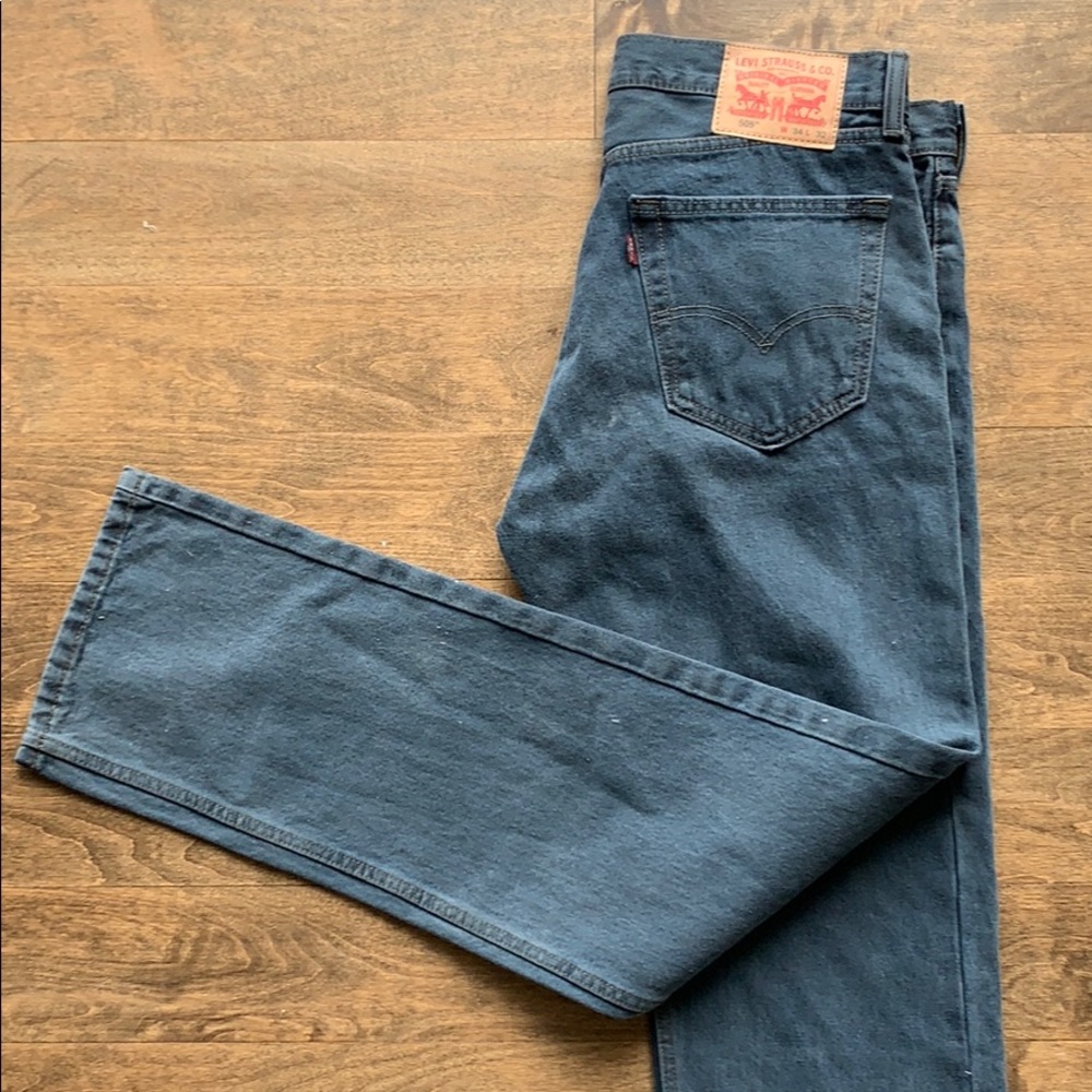 NEVER WORN Levis’s 505 Size 34x32